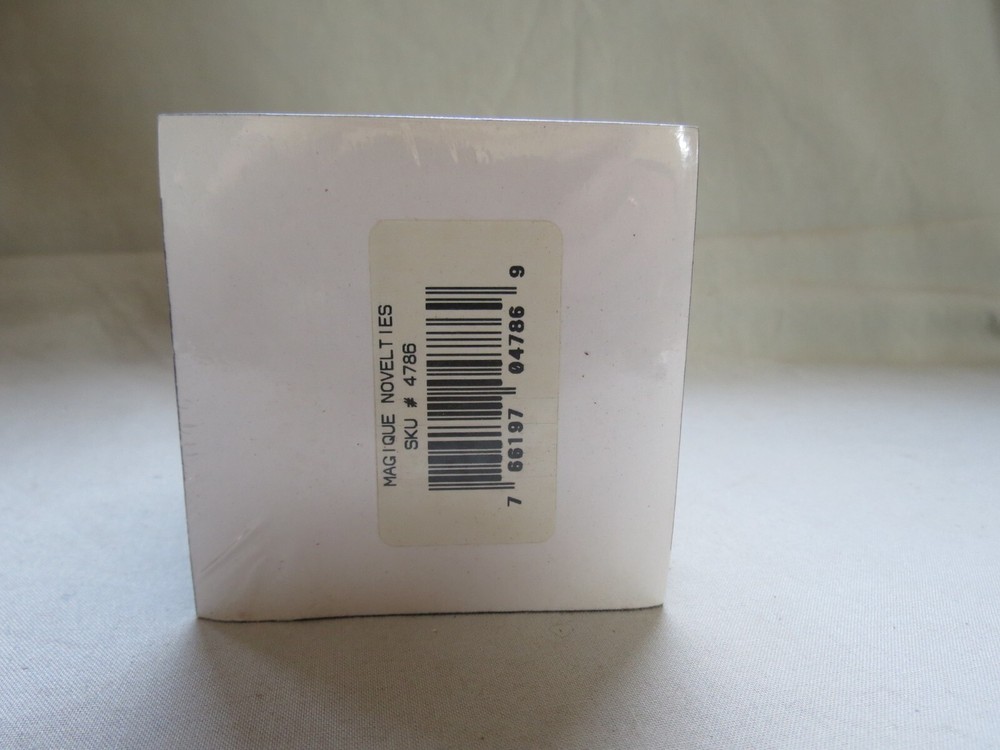 Magique s Over the Hill Note Pad Cube