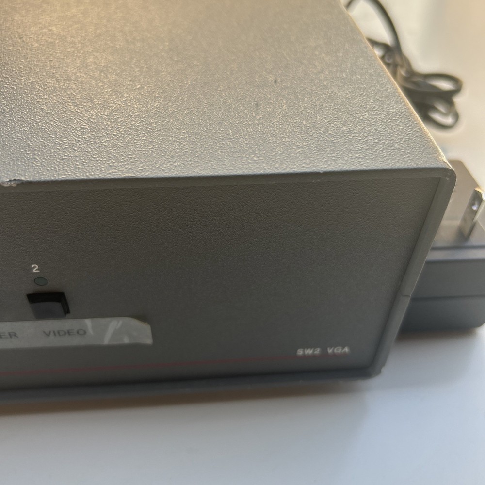 Extron SW2 AR Bidirectional Switcher
