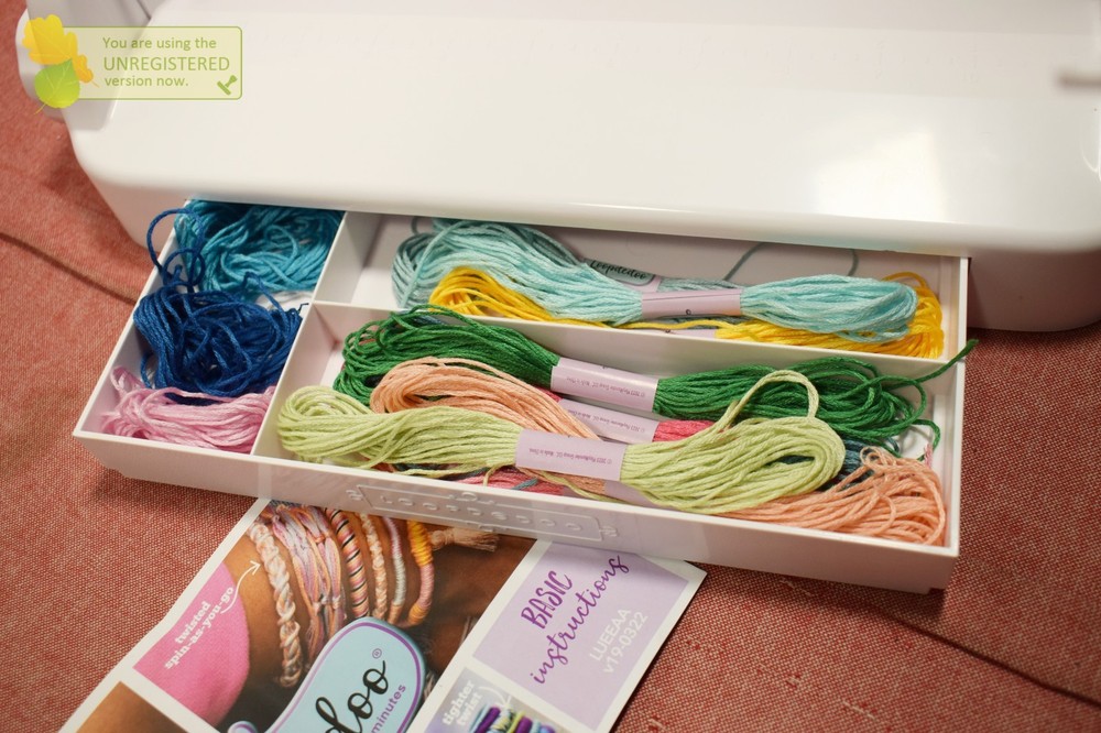 PlayMonster Loopdedoo Bracelet Maker (Incomplete)