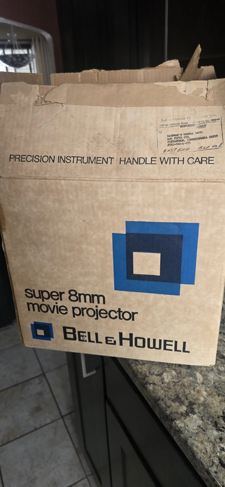 Bell & Howell Autoload 8MM Super - Model 456Z - Original Box - Perfect