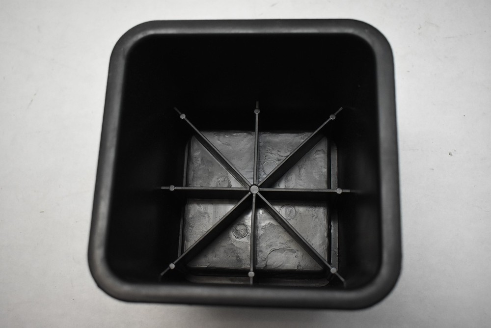 Set 8 Black Plastic Square Planter Pots Nursery Garden Indoor Stackable 2 Sizes