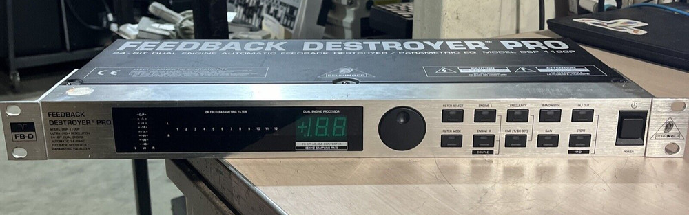 BEHRINGER DSP 1100P FEEDBACK DESTROYER PRO RACK UNIT