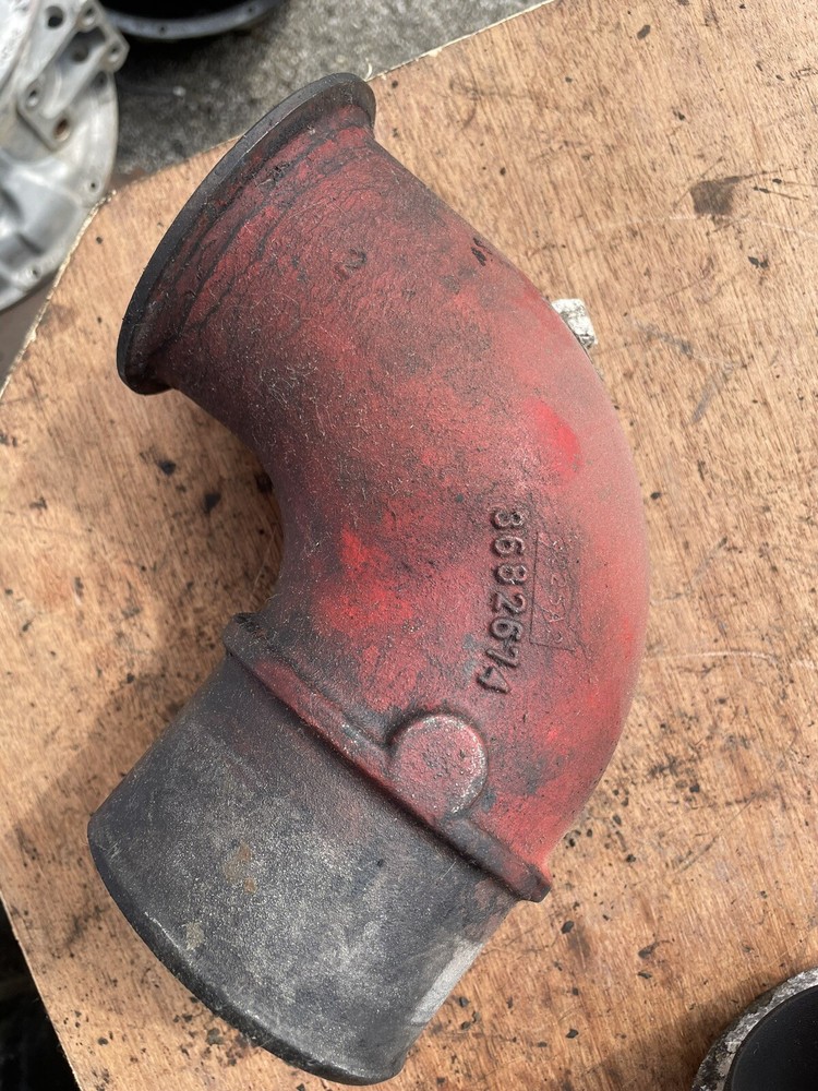 3684026 CUMMINS ISX CONNECTION AIR TRANSFER Used