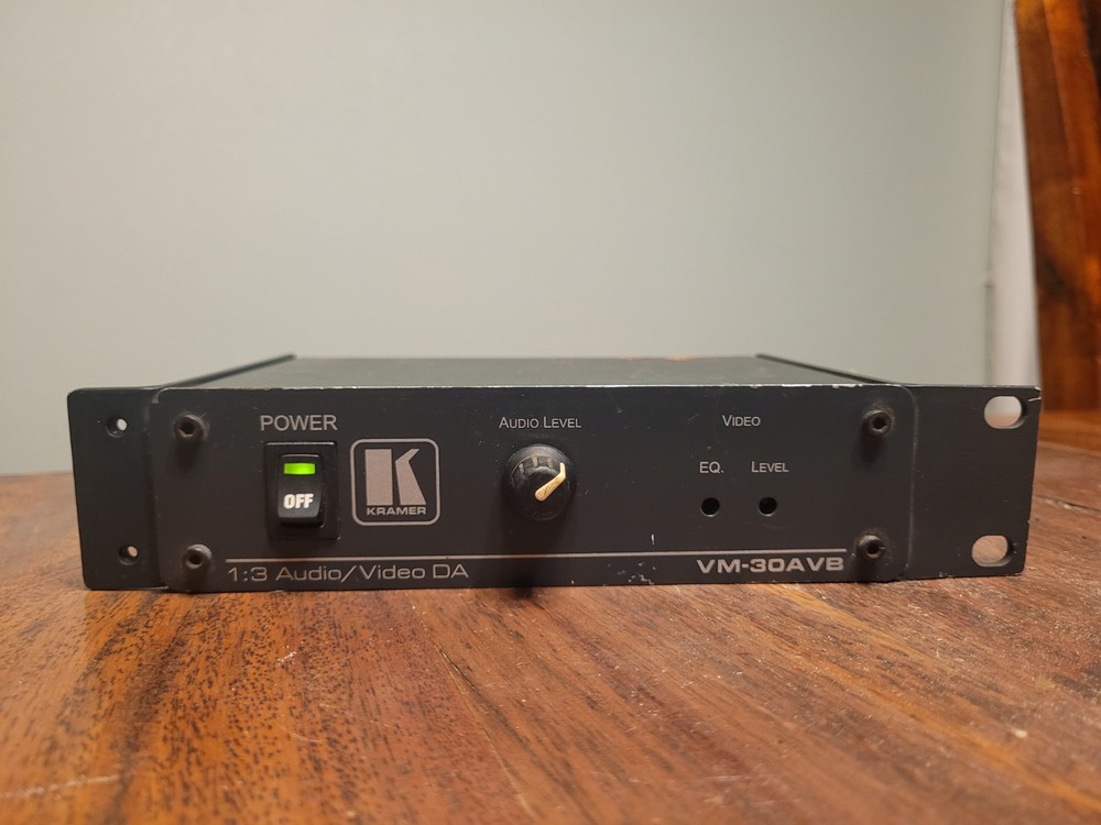 Kramer 1:3 Audio/Video DA VM-30AVB