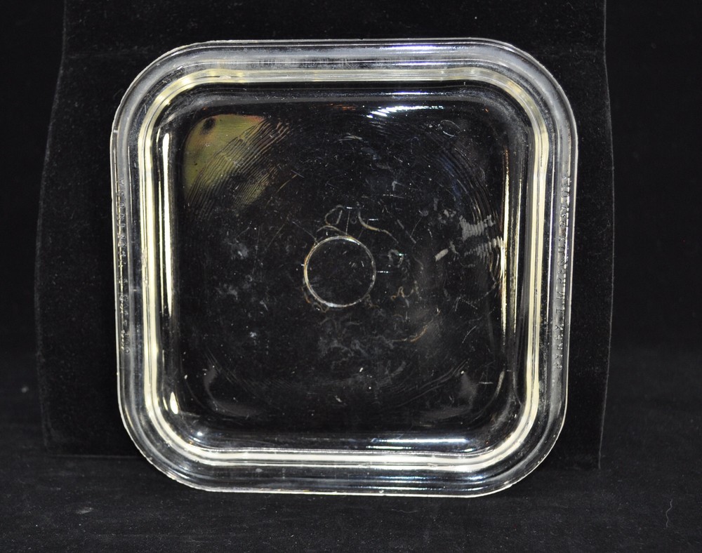 Vintage PYREX 662-668 C Replacement Lid, Square (rare find)