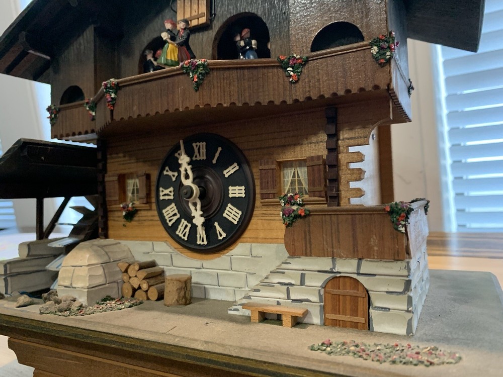 Cuckoo Clock Black Forest House With German Music