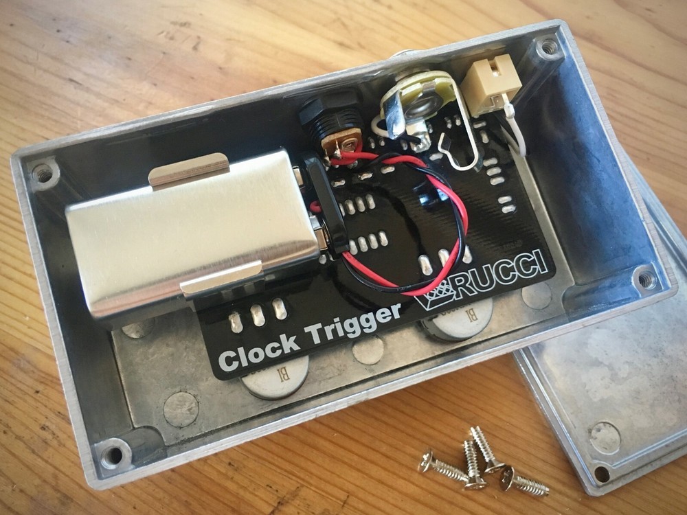 Clock Trigger (Audio to 5V Converter, Rucci Electronics)
