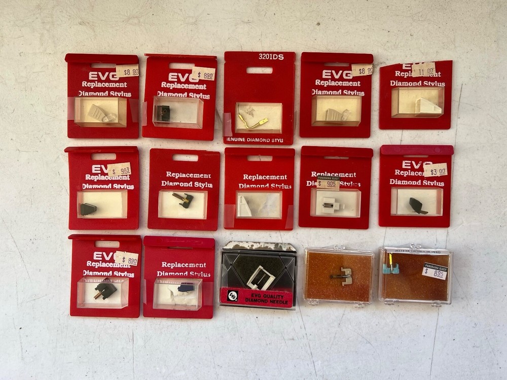 15 DIAMOND STYLUSES - NOS