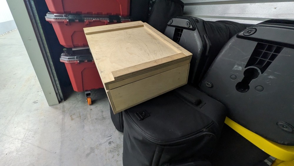 Yamaha DM3 Custom Wooden Case