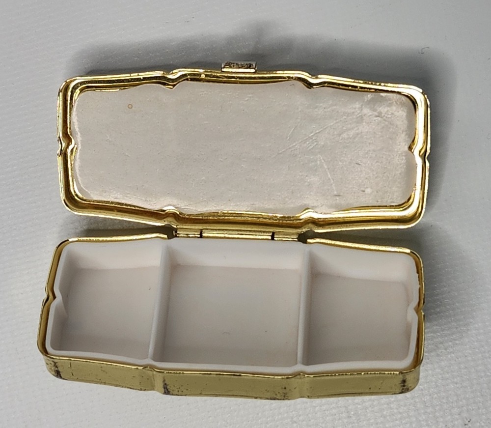Pill Box
