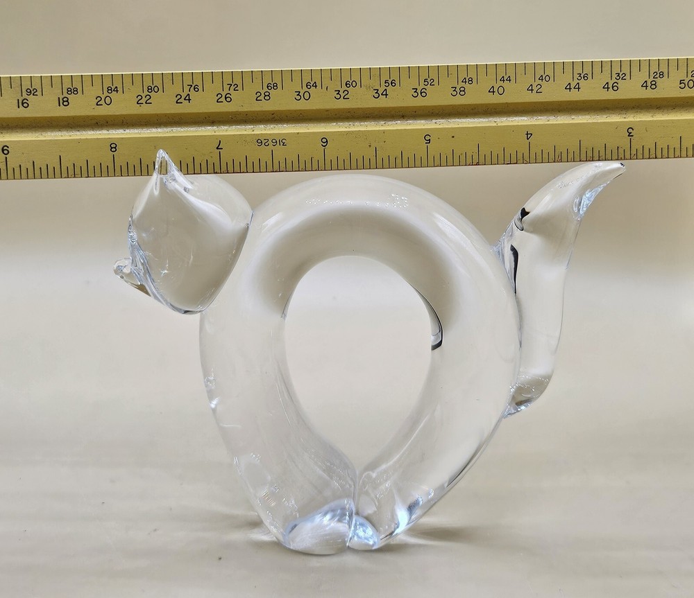 Crystal Cat in a Ring Shape Hand-made pristine condition