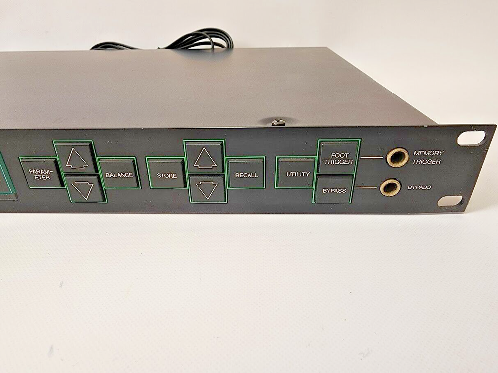 Yamaha SPX90II Rack Mount Reverb Effects Processor tested working