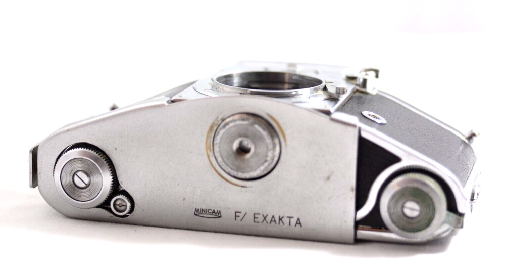 MINICAM FLASHGUN BASE PLATE FOR EXAKTA CAMERA