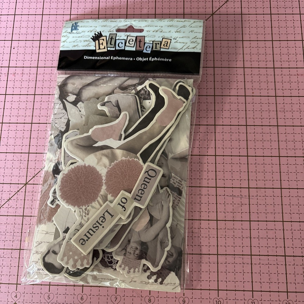 Dimensional Ephemera "QUEEN" 9pieces
