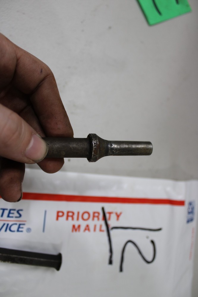 Mac Tools Hand Chisel c28 and c16 and mac Air hammer bit 8C
