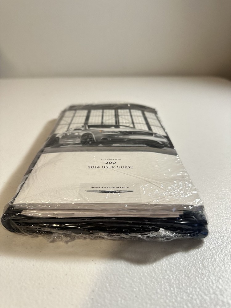 2014 Chrysler 200 Owners Manual Set