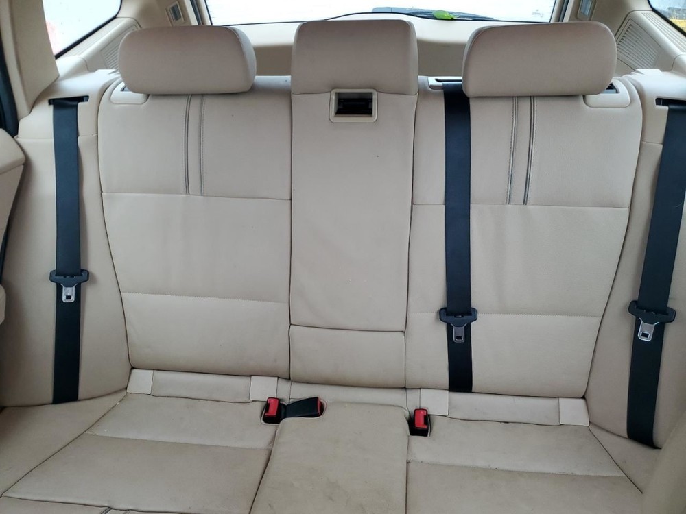 X3 2010 Glove Box 4915733