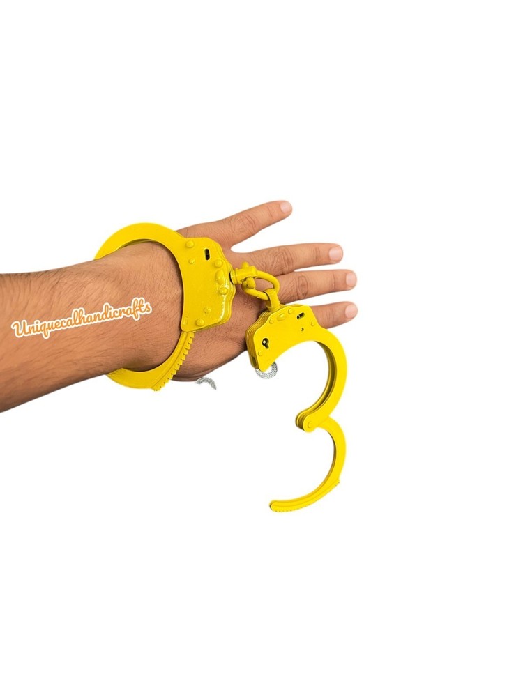 Yellow Colour Handcuffs metal handcuffs I Adjustable with 2 keys security