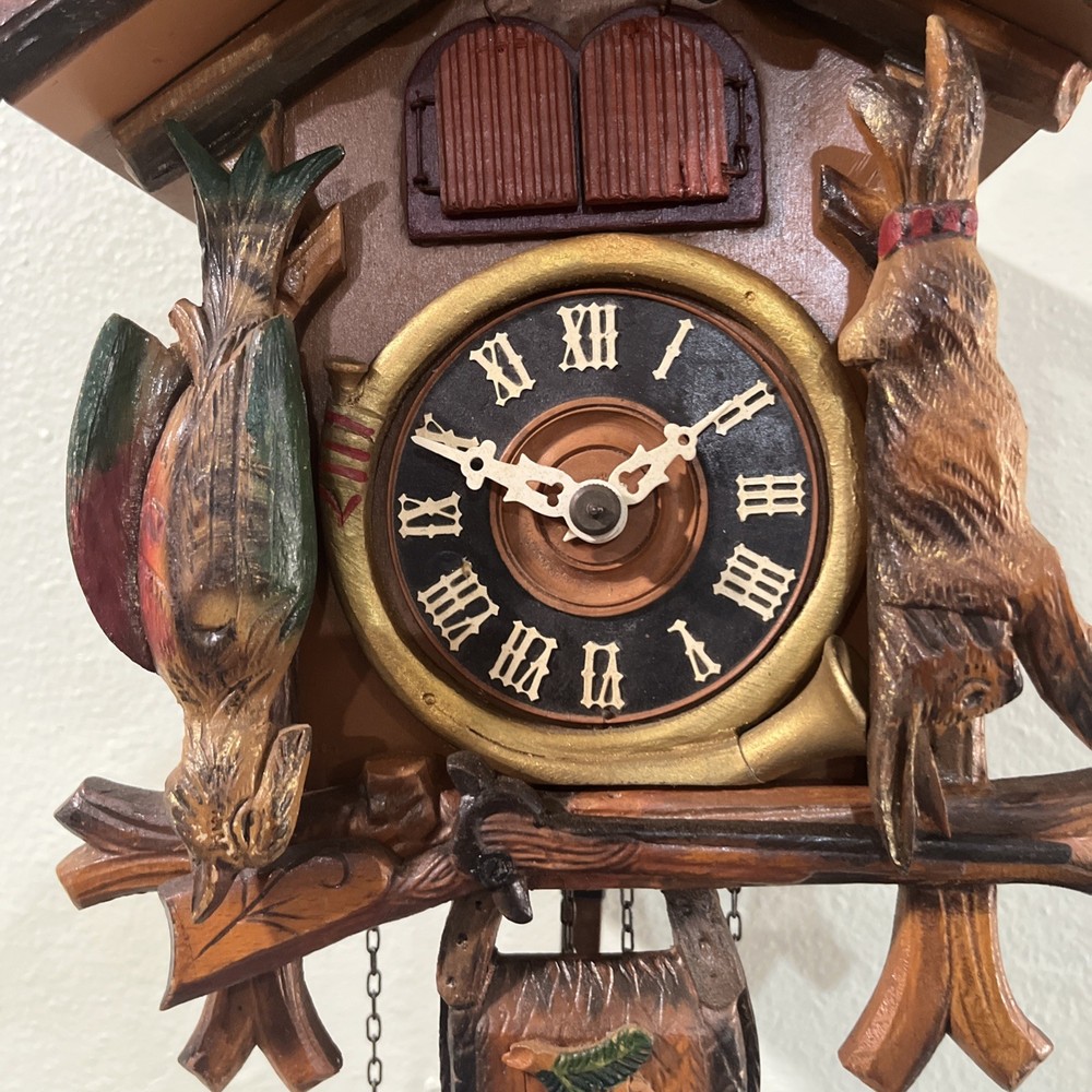 Black Forest Cuckoo Clock Deer-head in working order.