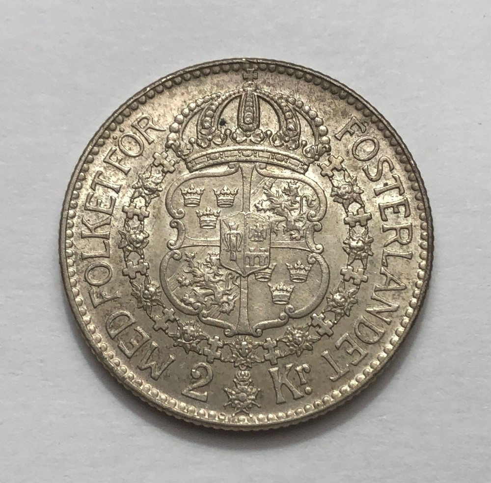 1936 SWEDEN , 2 Kronor , .*** 80 SILVER *** Nice Condition