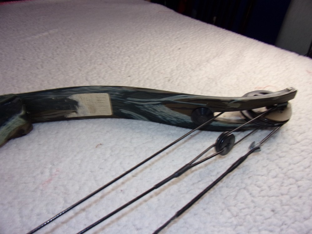 Golden Eagle Hawk System Compound Bow