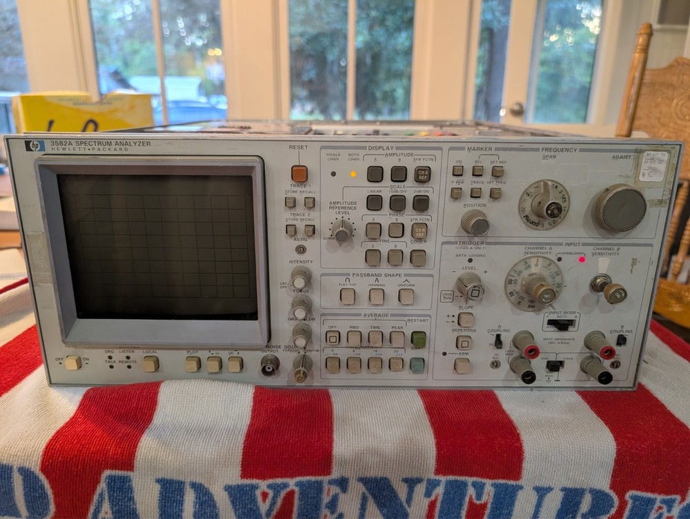 HP 3582A Dual-Channel Dynamic Spectrum Analyzer - Powers Up, CRT Does Not Work