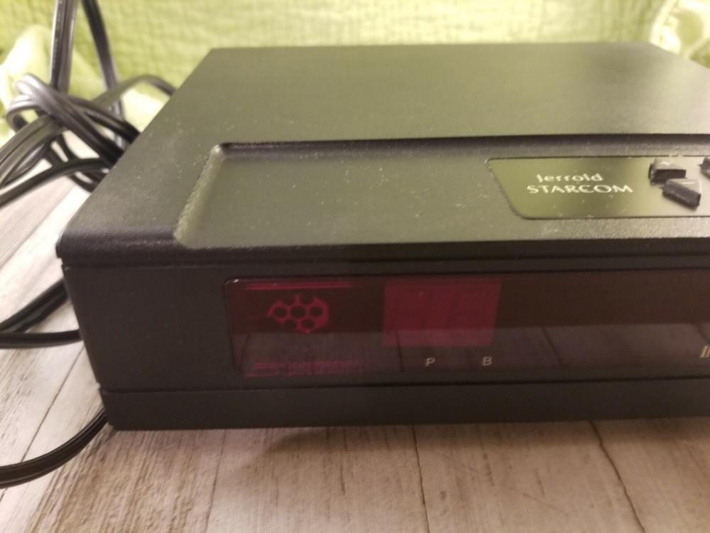 General Instruments Jerrold 559 Model DQN7-30, CATV Cable Converter Box