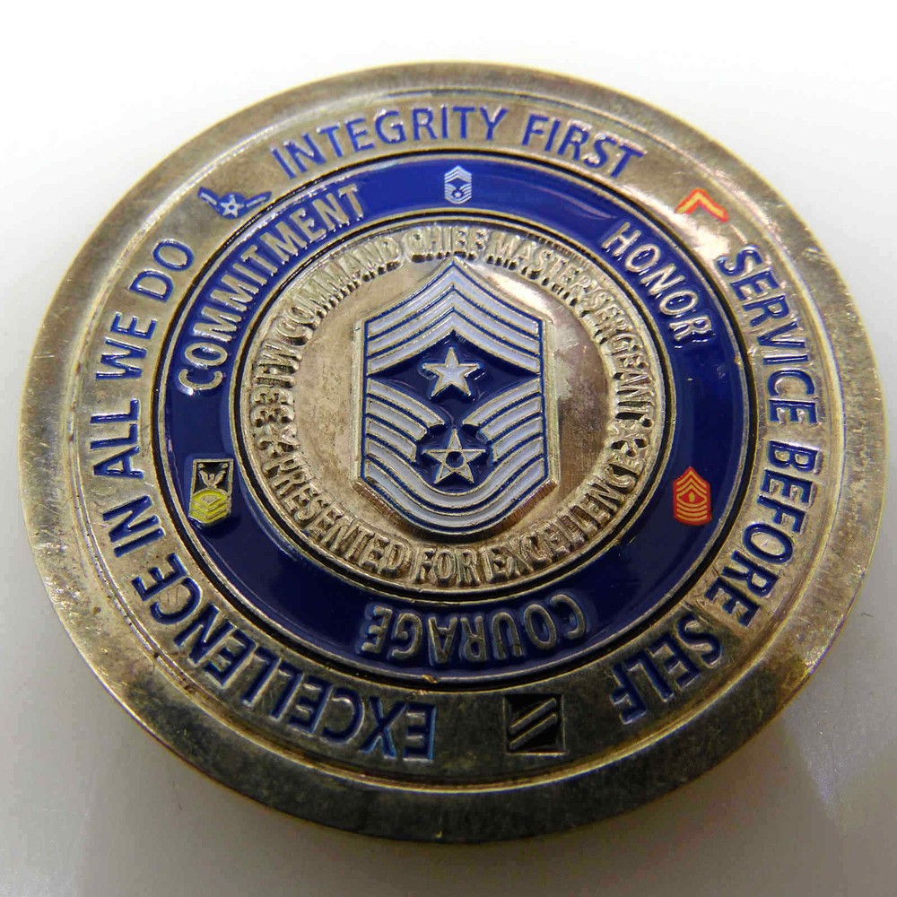 USAF 33D FIGHTER WING JOINT STRIKE FIGHTER CHALLENGE COIN