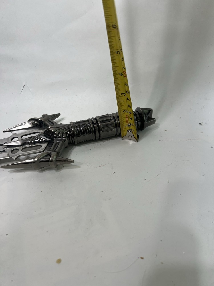Knife fantasy/medieval style dagger.
