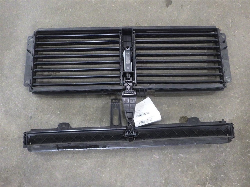 2024 Terrain SLT Front Air Shutter 1683397