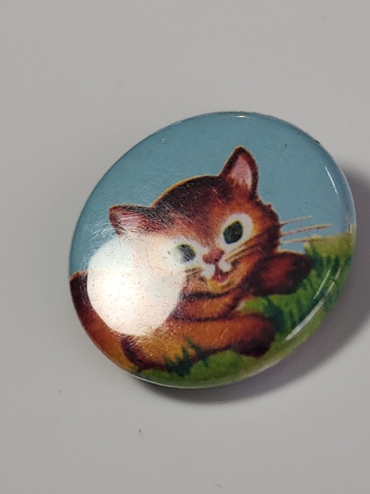 Cute Brown Kitten Button Pin 1"