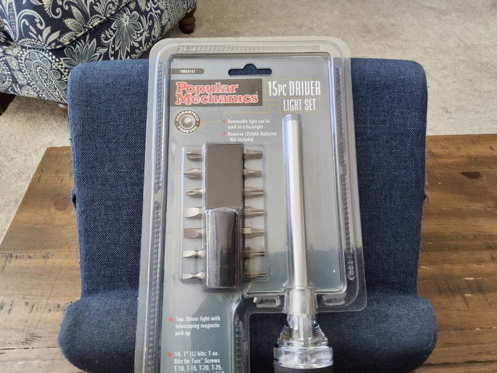 Popular Mechanics Driver Light Set Screwdriver - 15pc