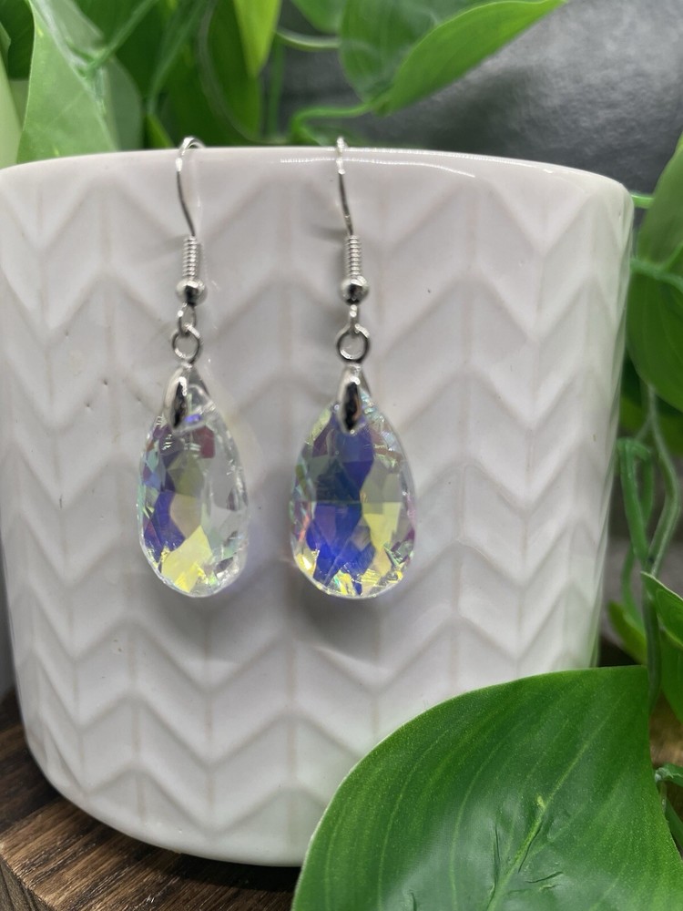 1.5” Silver-tone  Boho Iridescent Dangle Earring Set  New Free Ship B4308