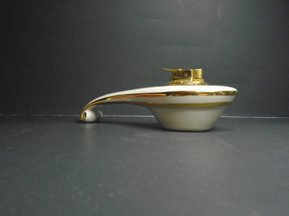 VINTAGE RONSON "FANTASY" BUTANE TABLE LIGHTER