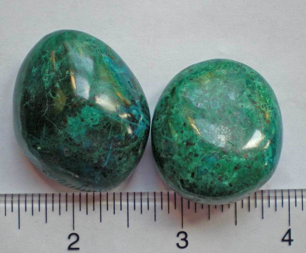 Chrysacolla - 2 Tumbled Stones rt580d