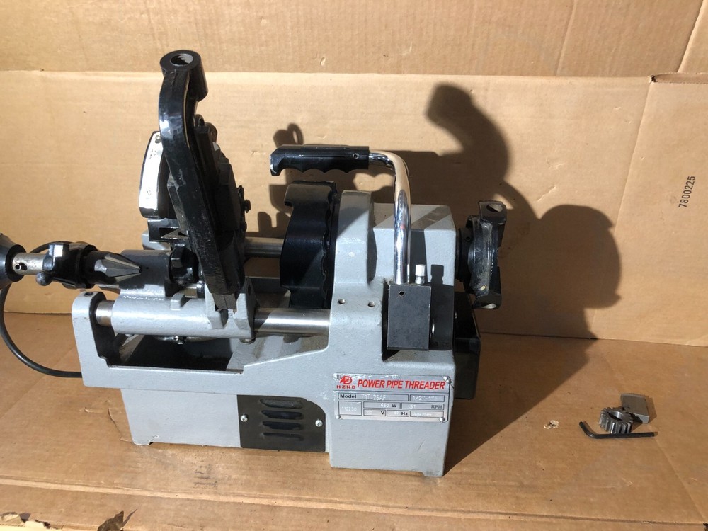 Electric Pipe Threader Machine 1/2"-1" Pipe Threading Machine, Z1T-AF