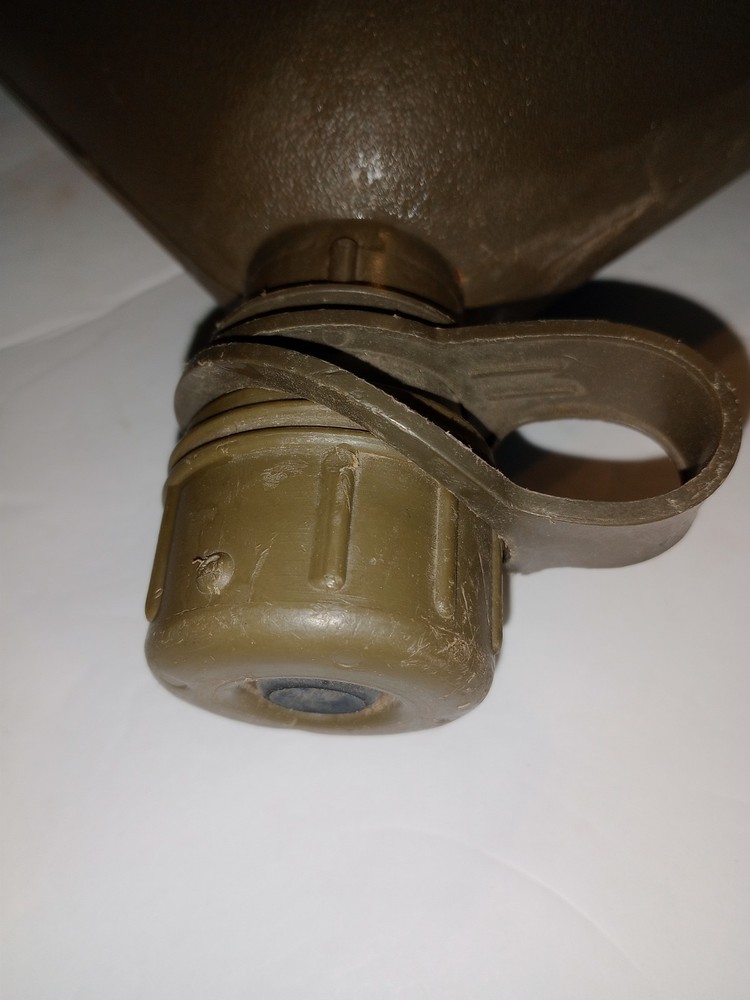 US military liquid water Collapseable Canteen plastic 1993 2qt