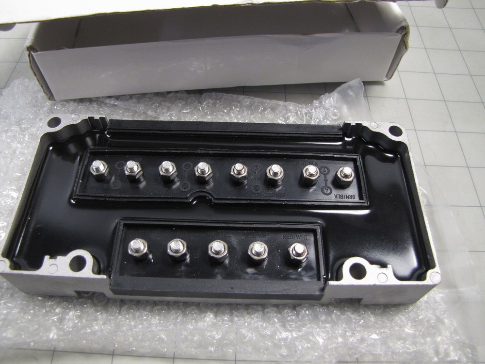 Power Distribution Block ZL042 NEW