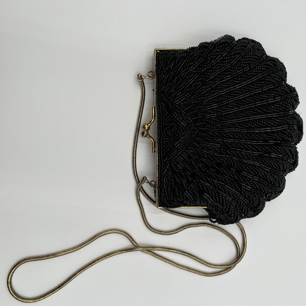 Clam Shell Black Beaded Vintage Clutch with Chain Strap