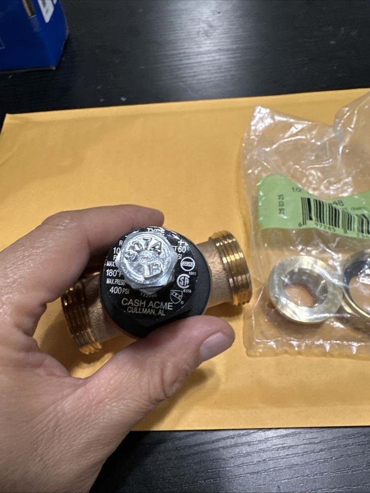 Cash Acme 23882-0045 EB-45U 1/2" Pressure Regulator Valve FNPT x FNPT