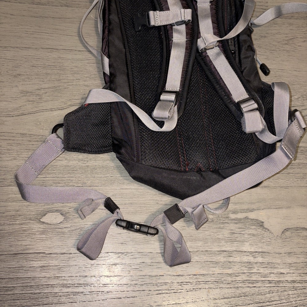 CamelBak Cloud Walker Hydration Pack Backpack Black Gray NO Bladder