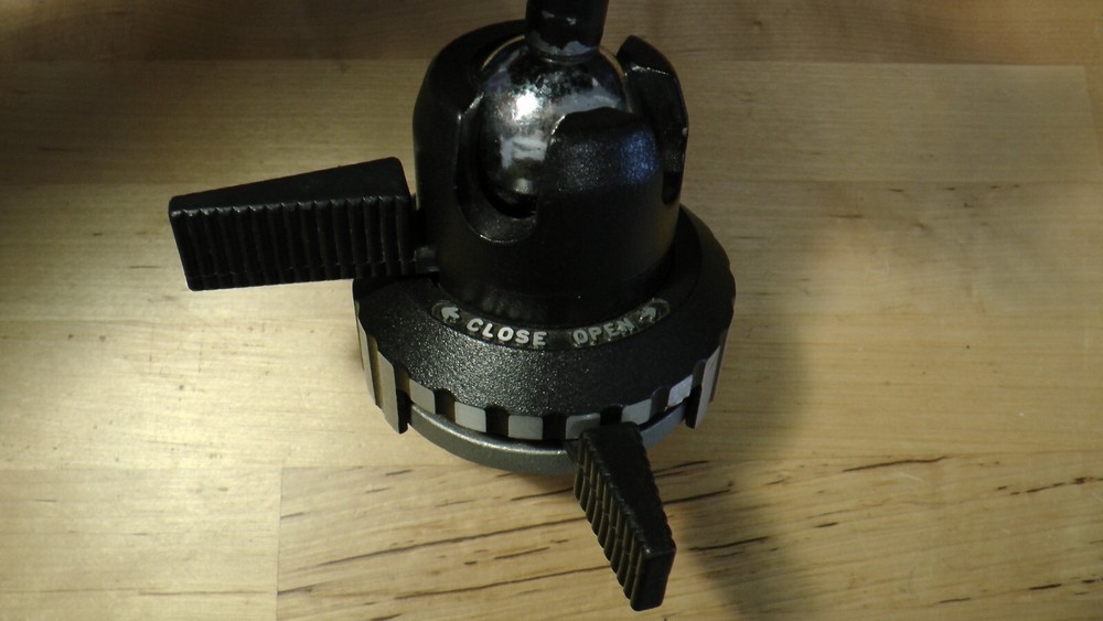 Bogen 3055 adjustable ball head tripod head, heavy duty