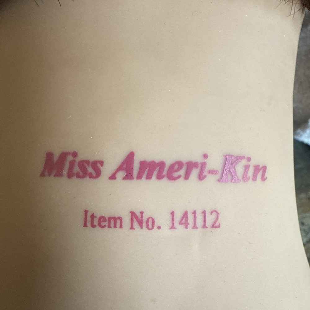 Miss Ameri-Kin Mannequin Head Item 14112 Styling Practice Head Brown Hair