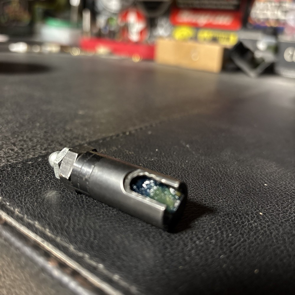 LockNLube Push-On 90° Grease Coupler