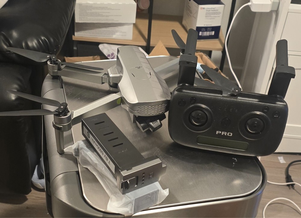 10” Foldable Quadcopter Drone + Remote + 2 Batteries | Untested As-Is | Powers O
