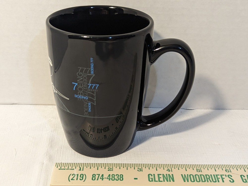 Boeing 777 Airliner Coffee Mug.