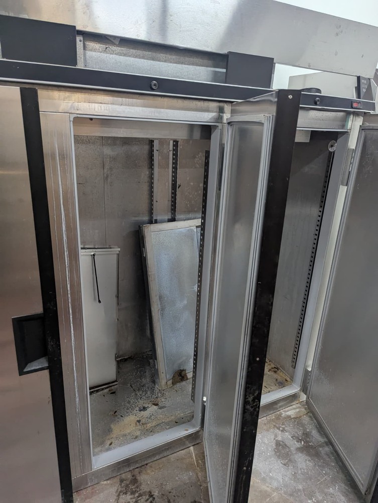 Assorted Restaurant Equipment