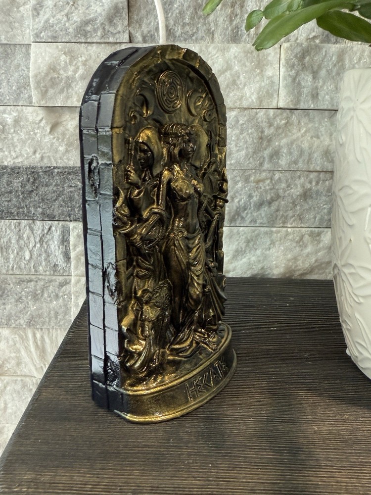 Hecate Candle