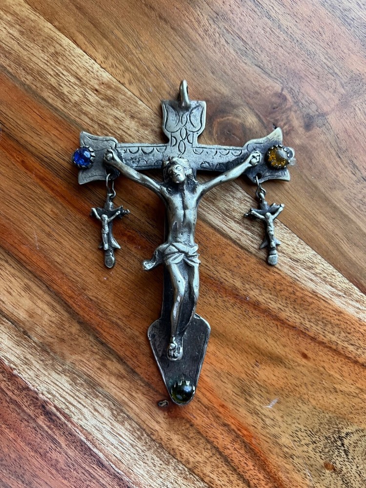 Peruvian crucifix 1920s -1950’s