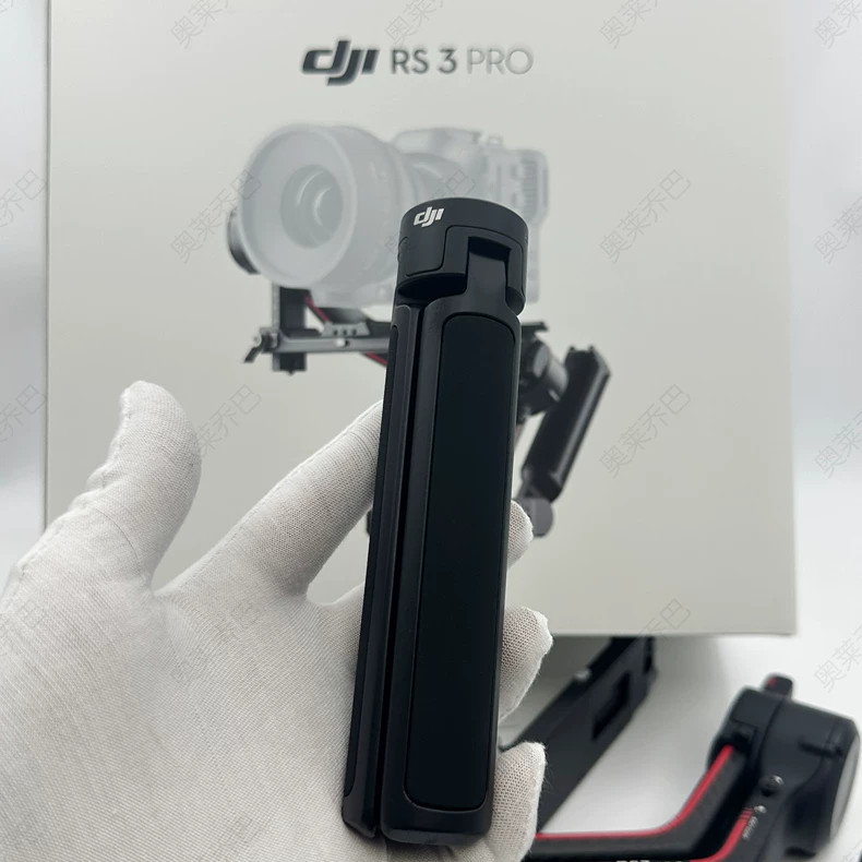 DJI RS 3 Pro Combo (97% New) - Complete Stabilizer Package, Pro-Level